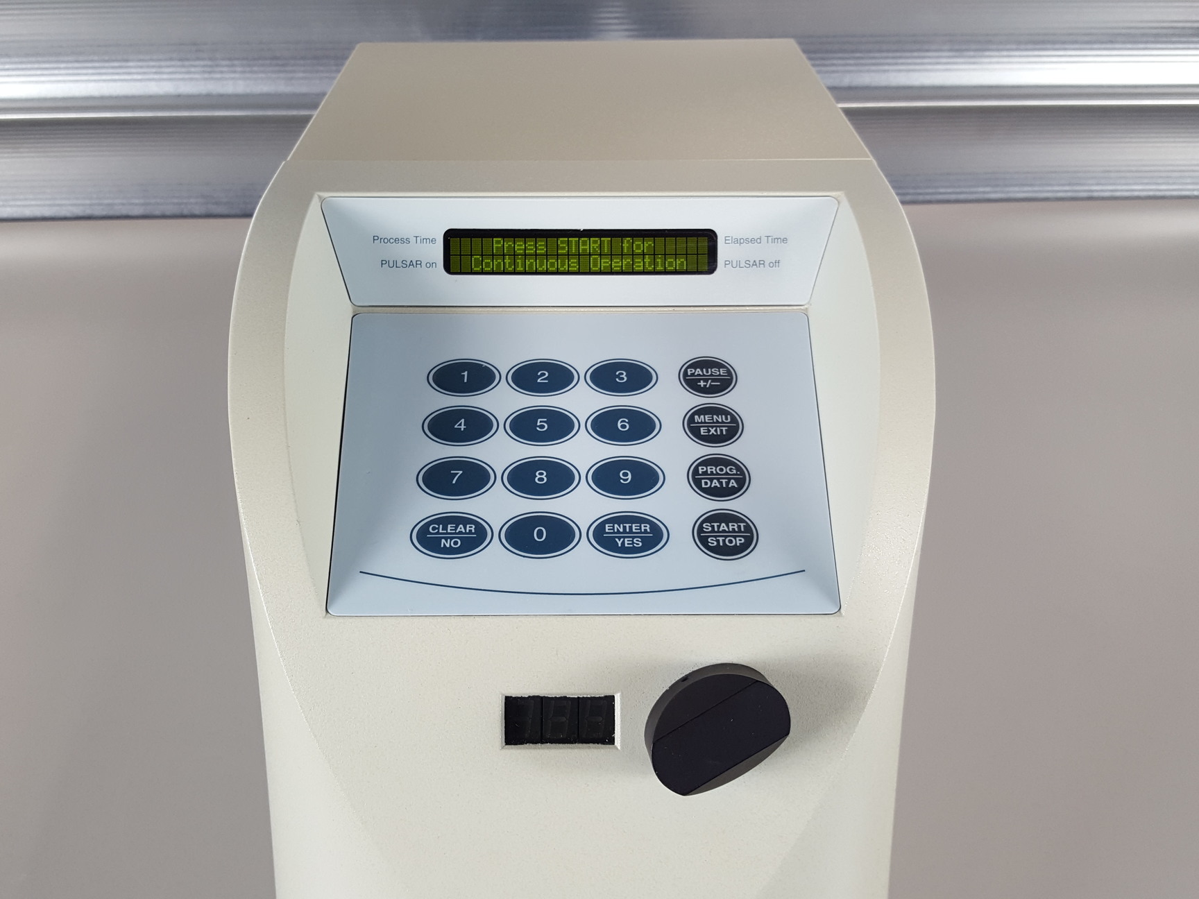 Image of Misonix 3000 Sonicator S3000-010 Ultrasonic Homogenizer Controller Lab