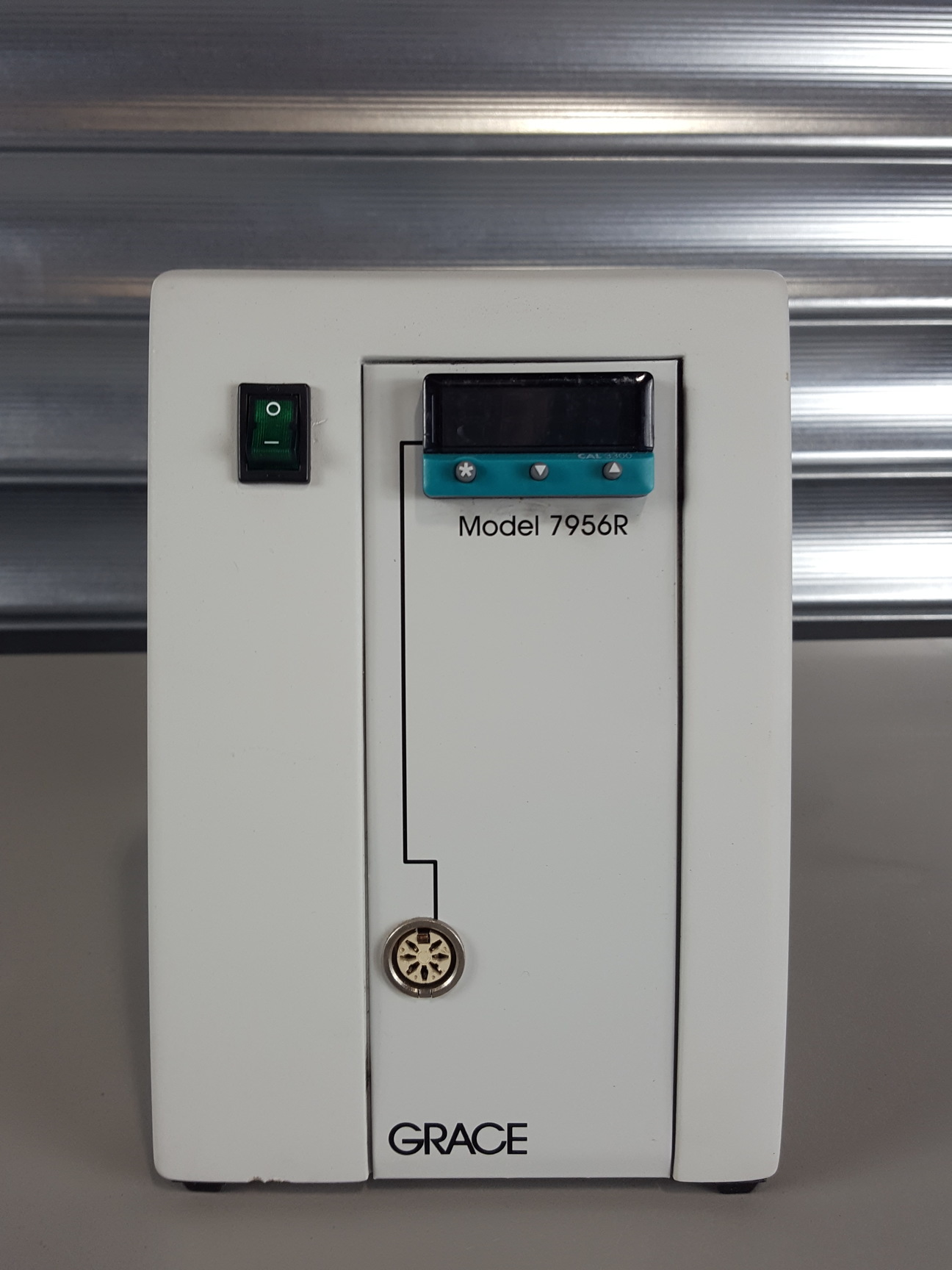 Image of Grace 7956R Controller & Jones Chromatography 7956 Column Heater / Chiller Lab
