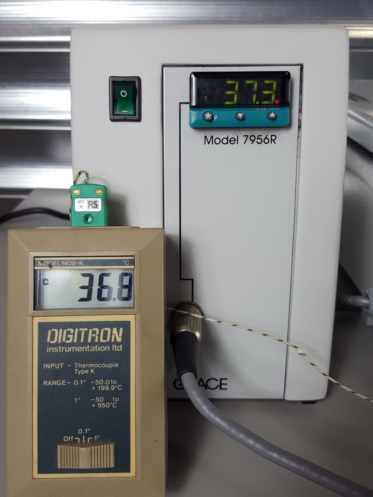 Image of Grace 7956R Controller & Jones Chromatography 7956 Column Heater / Chiller Lab