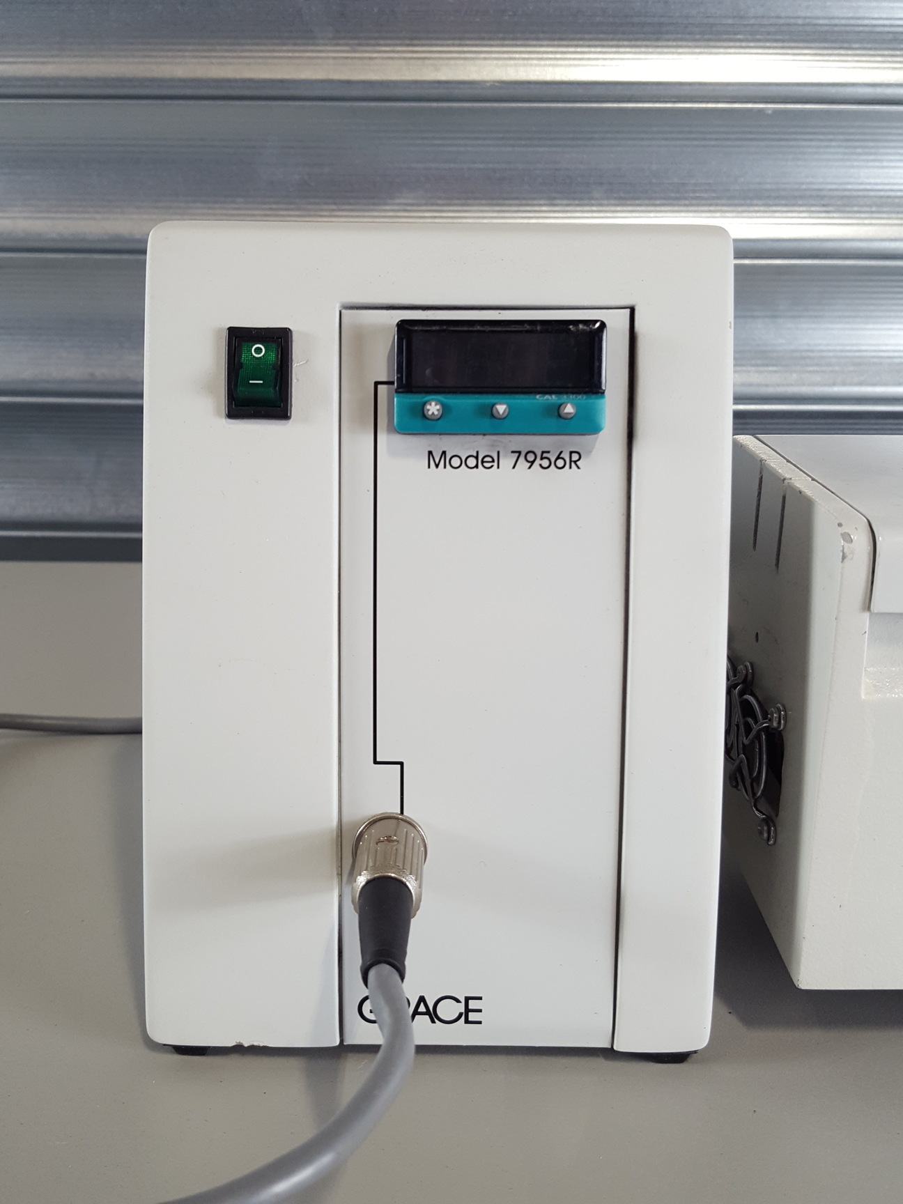 Image of Grace 7956R Controller & Jones Chromatography 7956 Column Heater / Chiller Lab