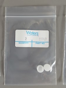 Thumbnail image of 3x Waters Chromatography Columns. 2 x AP-1 P/N:21901, 1 x AP-2 P/N:27501 Lab