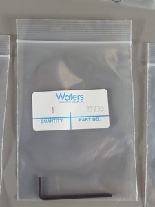Thumbnail image of 3x Waters Chromatography Columns. 2 x AP-1 P/N:21901, 1 x AP-2 P/N:27501 Lab