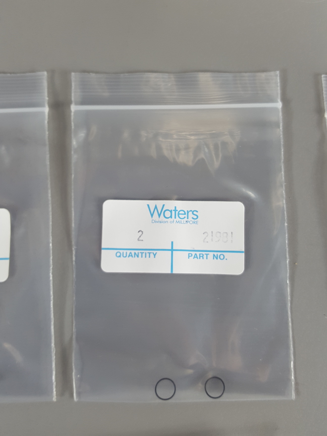 Image of 3x Waters Chromatography Columns. 2 x AP-1 P/N:21901, 1 x AP-2 P/N:27501 Lab