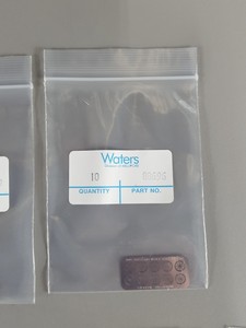 Thumbnail image of 3x Waters Chromatography Columns. 2 x AP-1 P/N:21901, 1 x AP-2 P/N:27501 Lab