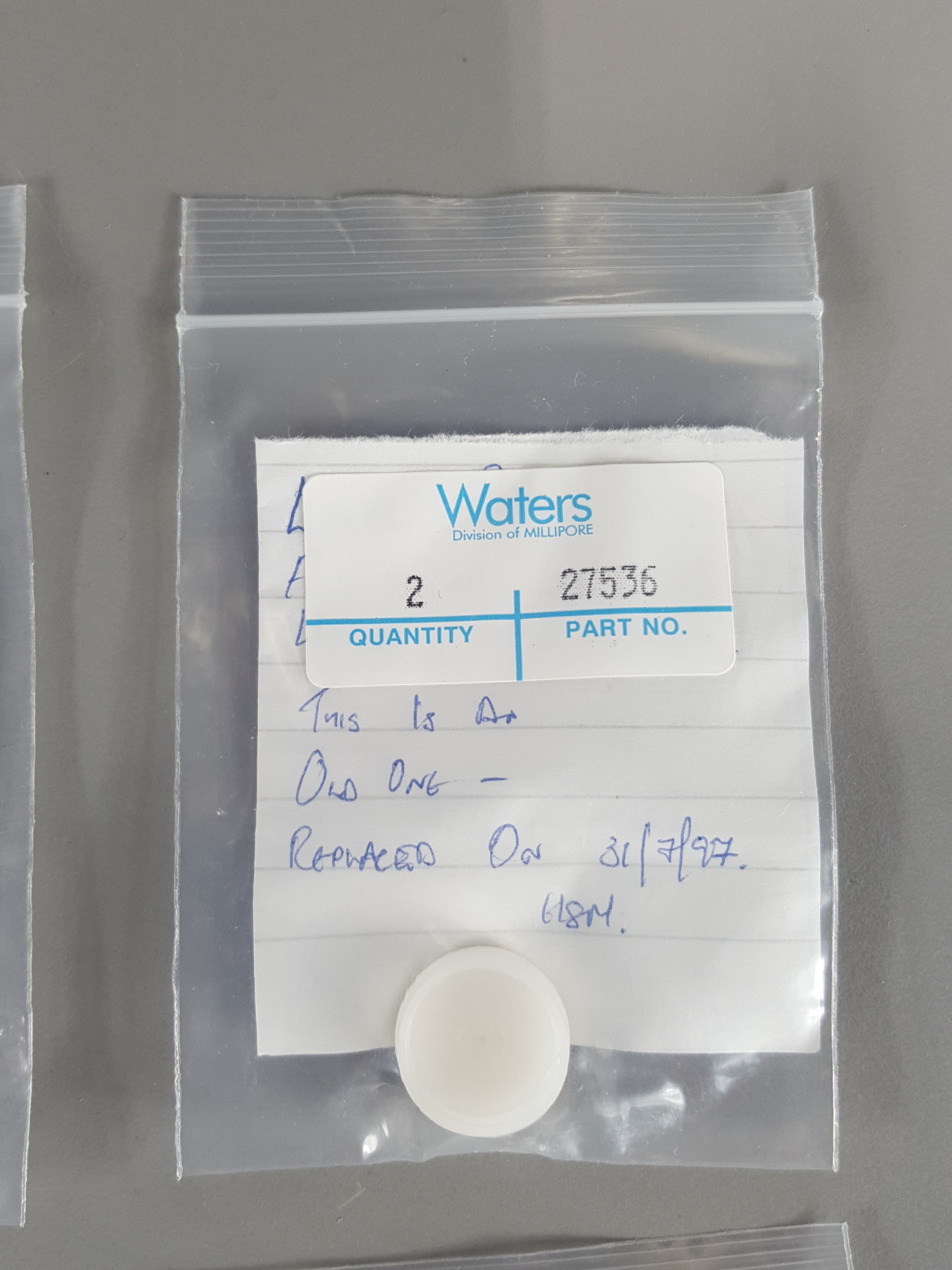 Image of 3x Waters Chromatography Columns. 2 x AP-1 P/N:21901, 1 x AP-2 P/N:27501 Lab