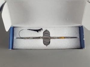 Thumbnail image of Waters Acquity UPLC BEH C18 1.7um 2.1 x 100mm Column Part No 186002352 Lab