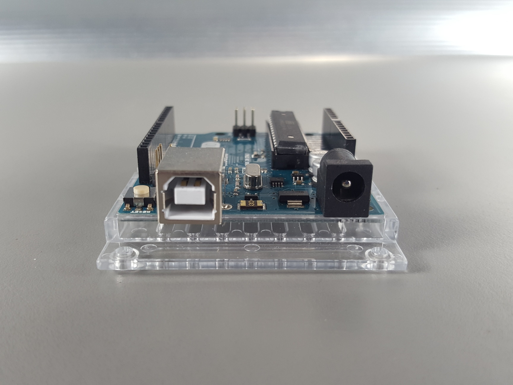 Image of Arduino Uno R3 & TinkerKit Sensor Shield Boards