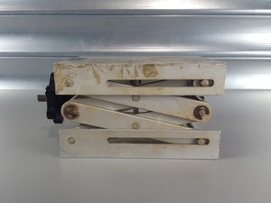 Thumbnail image of Gallenkamp Z-Axis Manual Jack Stand / Elevator Lab - Spares / Repair