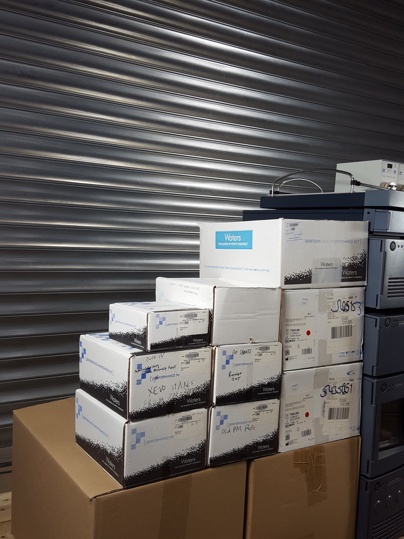 Image of Quattro Premier XE Mass Spectrometer + Edwards 28 Pump Lab