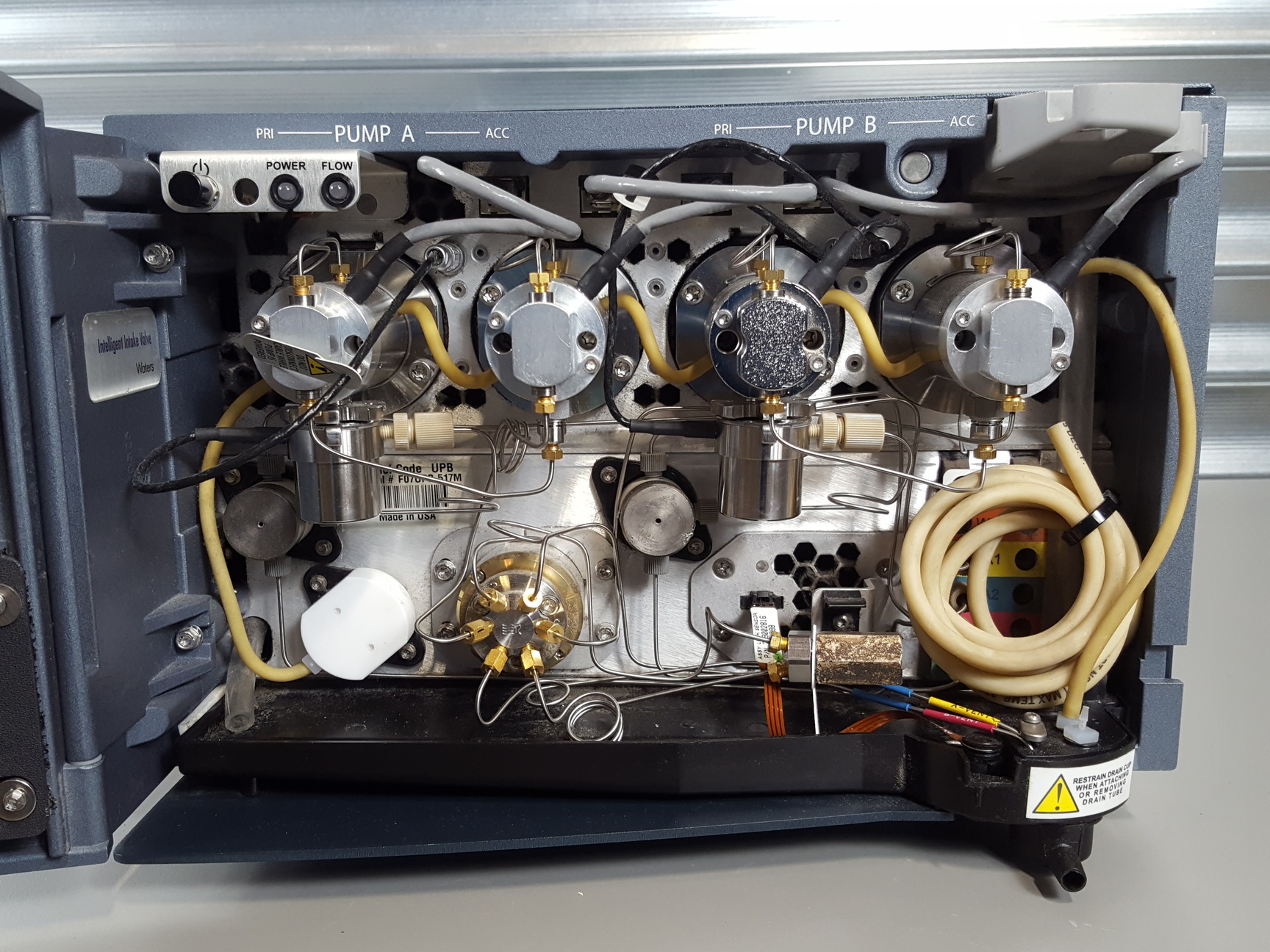 Image of Quattro Premier XE Mass Spectrometer + Edwards 28 Pump Lab