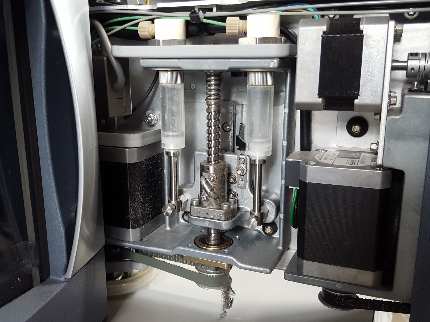 Image of Quattro Premier XE Mass Spectrometer + Edwards 28 Pump Lab