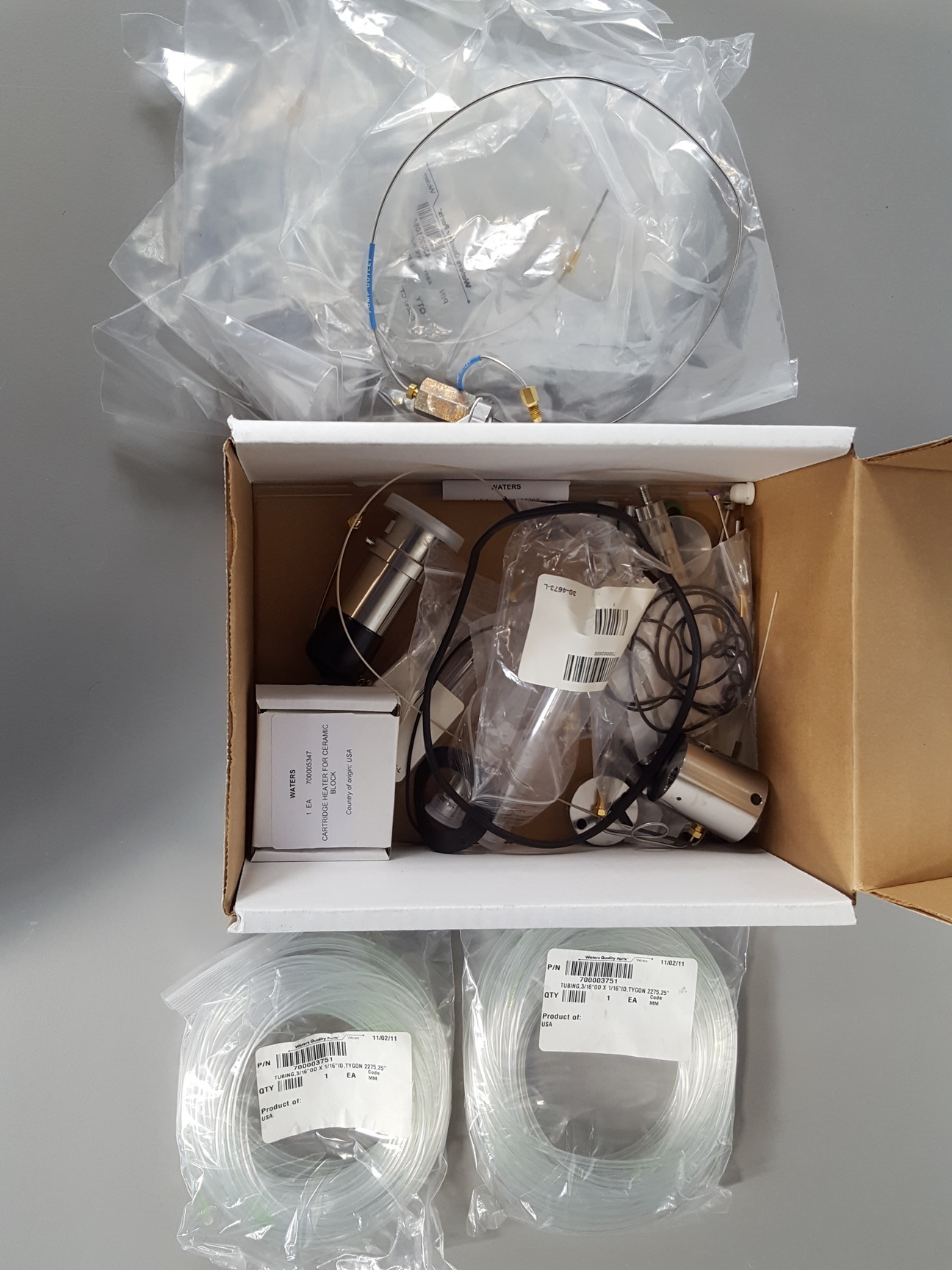 Image of Quattro Premier XE Mass Spectrometer + Edwards 28 Pump Lab