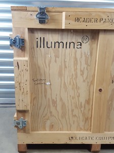Thumbnail image of Large Wooden Shipping Export Crate 109cm L x 73.5cm W x 87cm D