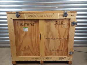 Thumbnail image of Large Wooden Shipping Export Crate 109cm L x 73.5cm W x 87cm D