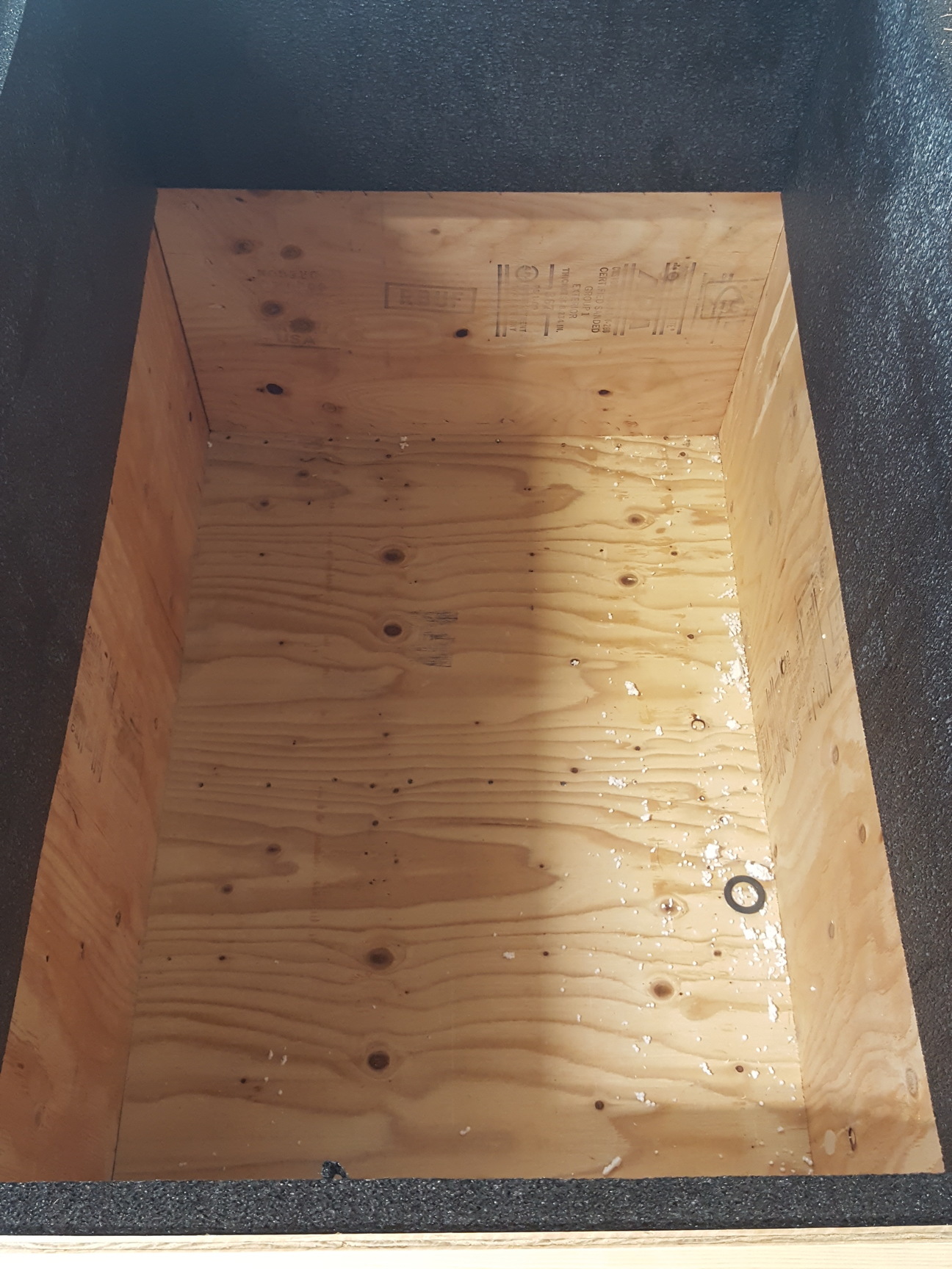 Image of Large Wooden Shipping Export Crate 109cm L x 73.5cm W x 87cm D