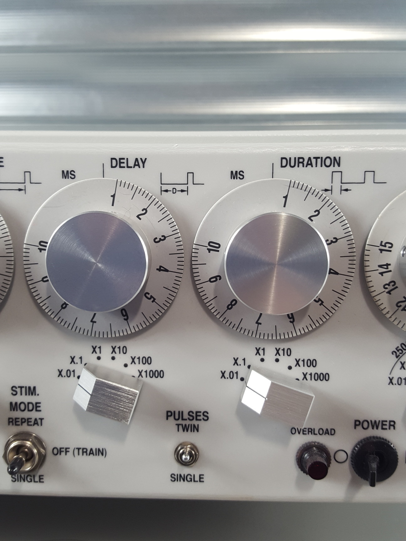 Grass Instruments Astro-Med Grass Instrument S48 Stimulator Lab