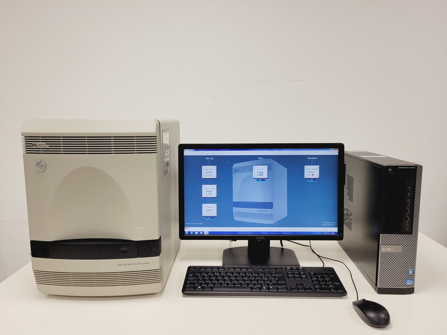 Image of Applied Biosystems AB 7500 Fast Real-Time PCR System with Dell PC & Software Lab