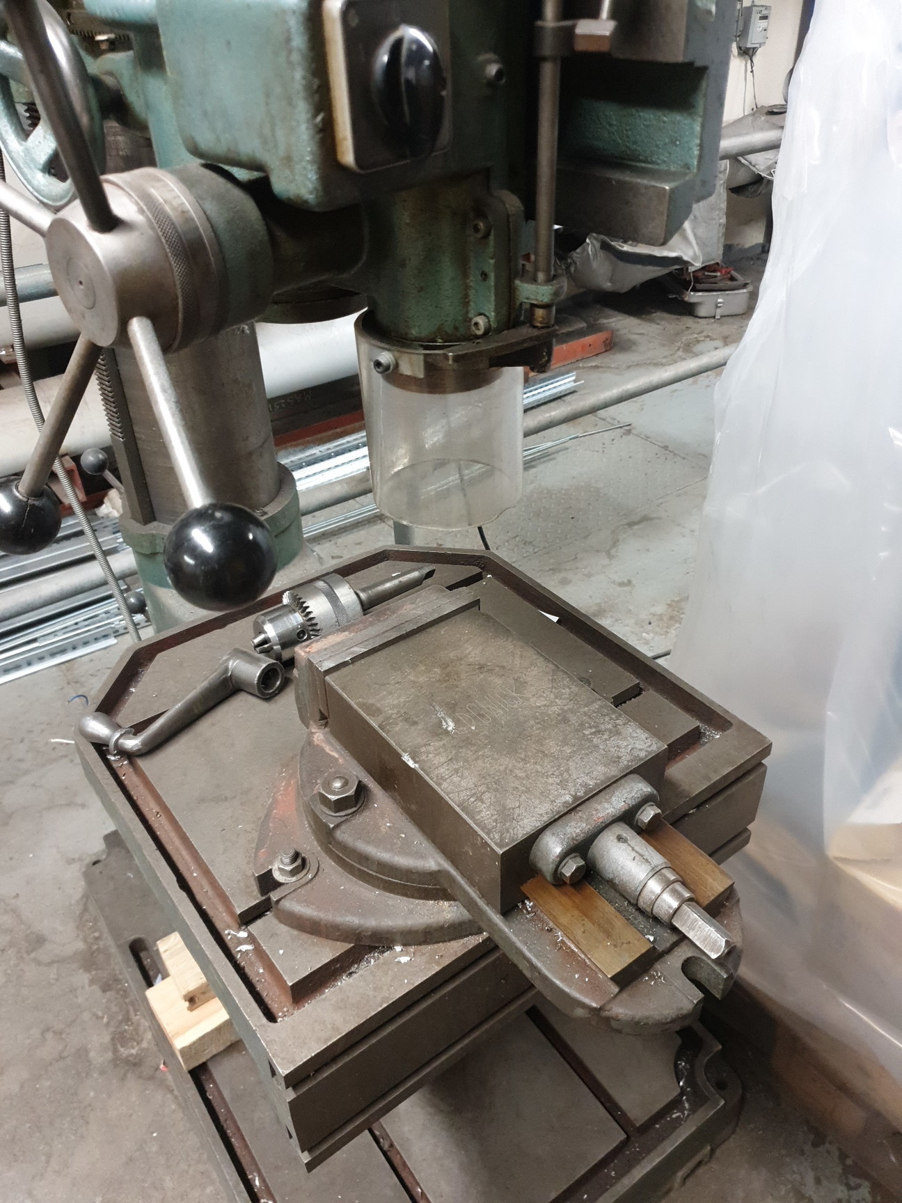 Image of AB Arboga Maskiner Type E825 Pillar Drilling Machine 2780-1310rpm 3-Phase
