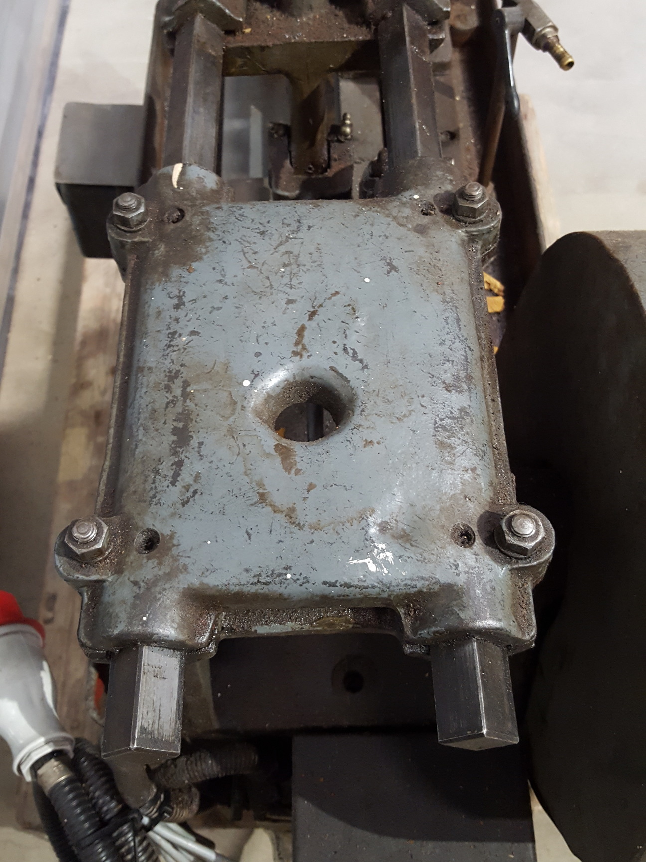 Image of Rapidor Manchester Major Donkey Saw and Coolant Pump Industrial Saw Machine