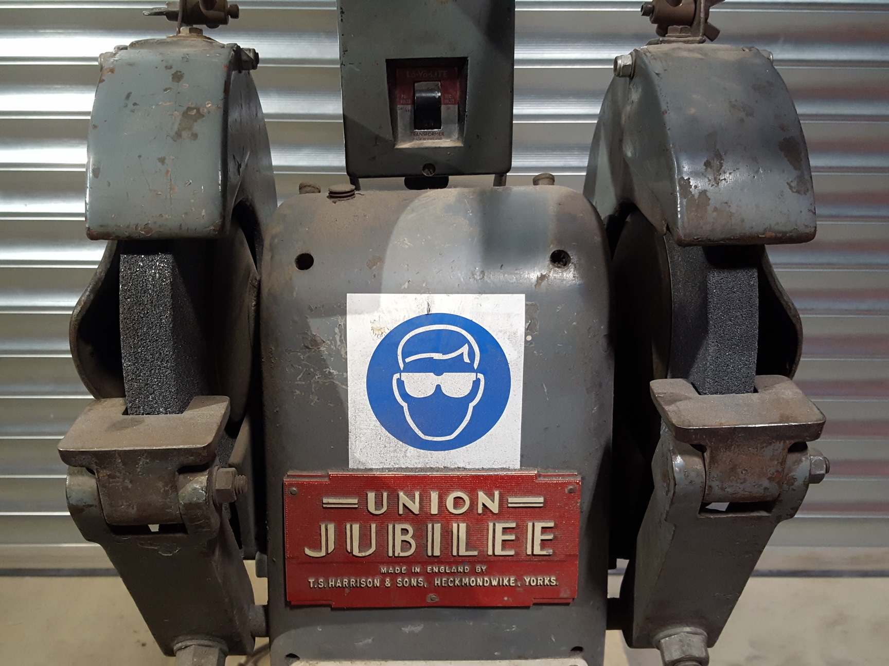 Image of Union Jubilee 10” Pedestal Grinder / Abrasive Wheel Machine 2483rpm 
