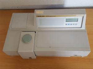 Thumbnail image of UNICAM PU 8625 UV/VIS Spectrometer PU 8625 Lab Spec