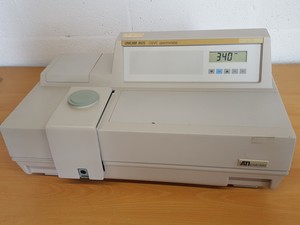 Thumbnail image of UNICAM PU 8625 UV/VIS Spectrometer PU 8625 Lab Spec