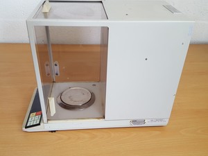 Thumbnail image of A&D AND FR-200 Digital Precision Analytical Balance Weighing Scales Lab