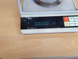 Thumbnail image of A&D AND FR-200 Digital Precision Analytical Balance Weighing Scales Lab