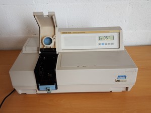 Thumbnail image of UNICAM 8625 UV/VIS Spectrometer Model: PU 8625 Lab