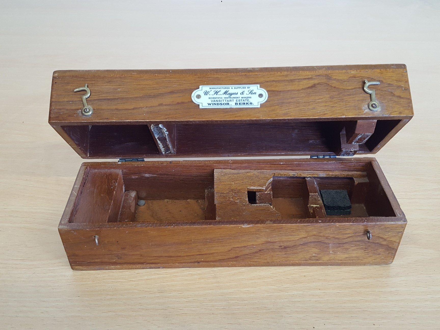 Image of Vintage W.H.Mayes & Son John Bull Indicators Ltd  2P Strain Gauge Gage 