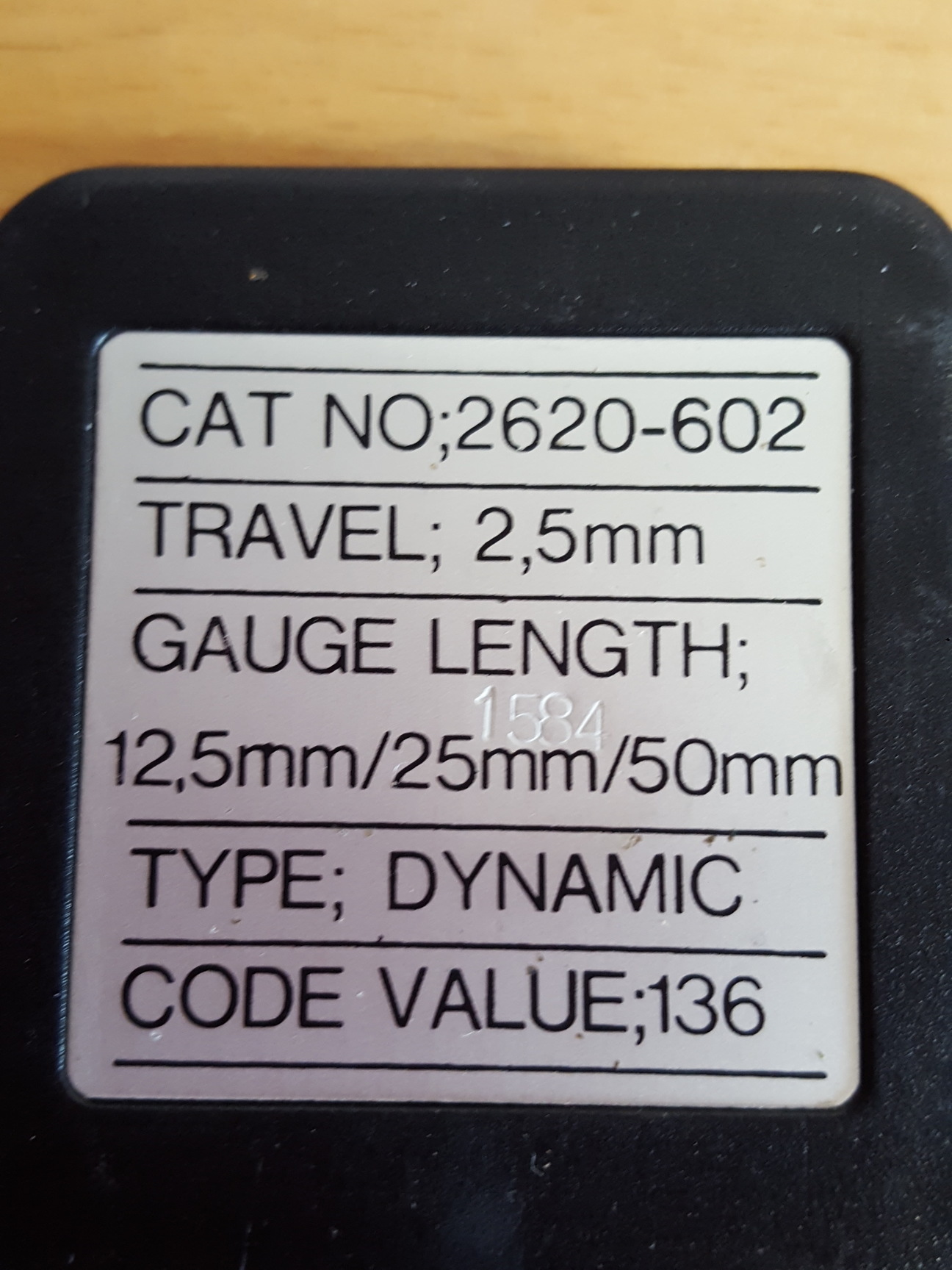Image of Instron Strain Gage Extensometer Cat No 2620-602 Travel-2.5mm Lab