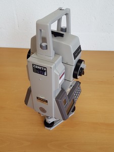Thumbnail image of Sokkia/Sokkisha Set 4B Digital Total Station With Tripod for Surveying Lab