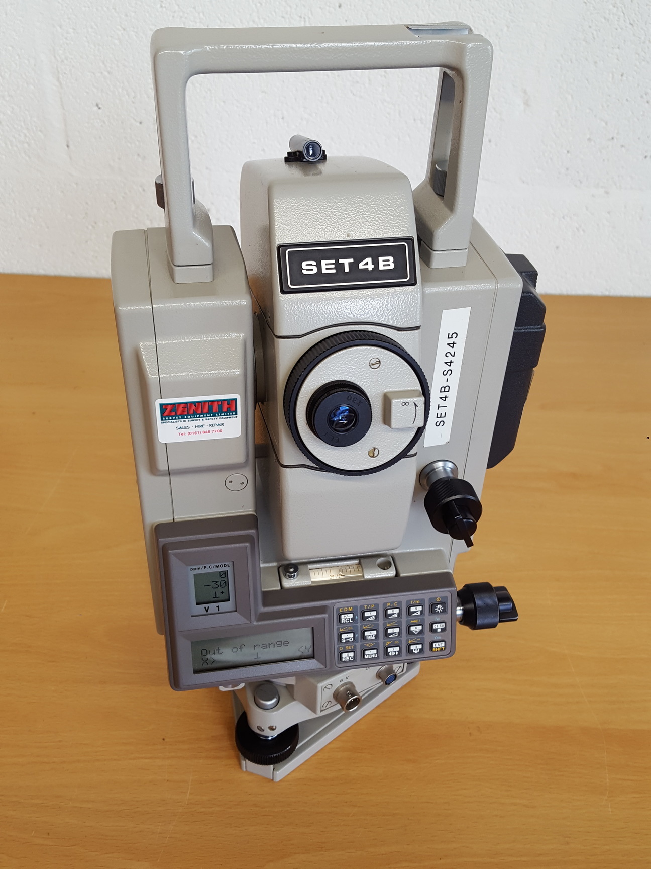 Image of Sokkia/Sokkisha Set 4B Digital Total Station With Tripod for Surveying Lab