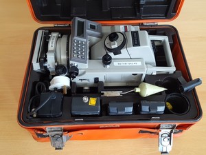 Thumbnail image of Sokkia/Sokkisha Set 4B Digital Total Station With Tripod for Surveying Lab