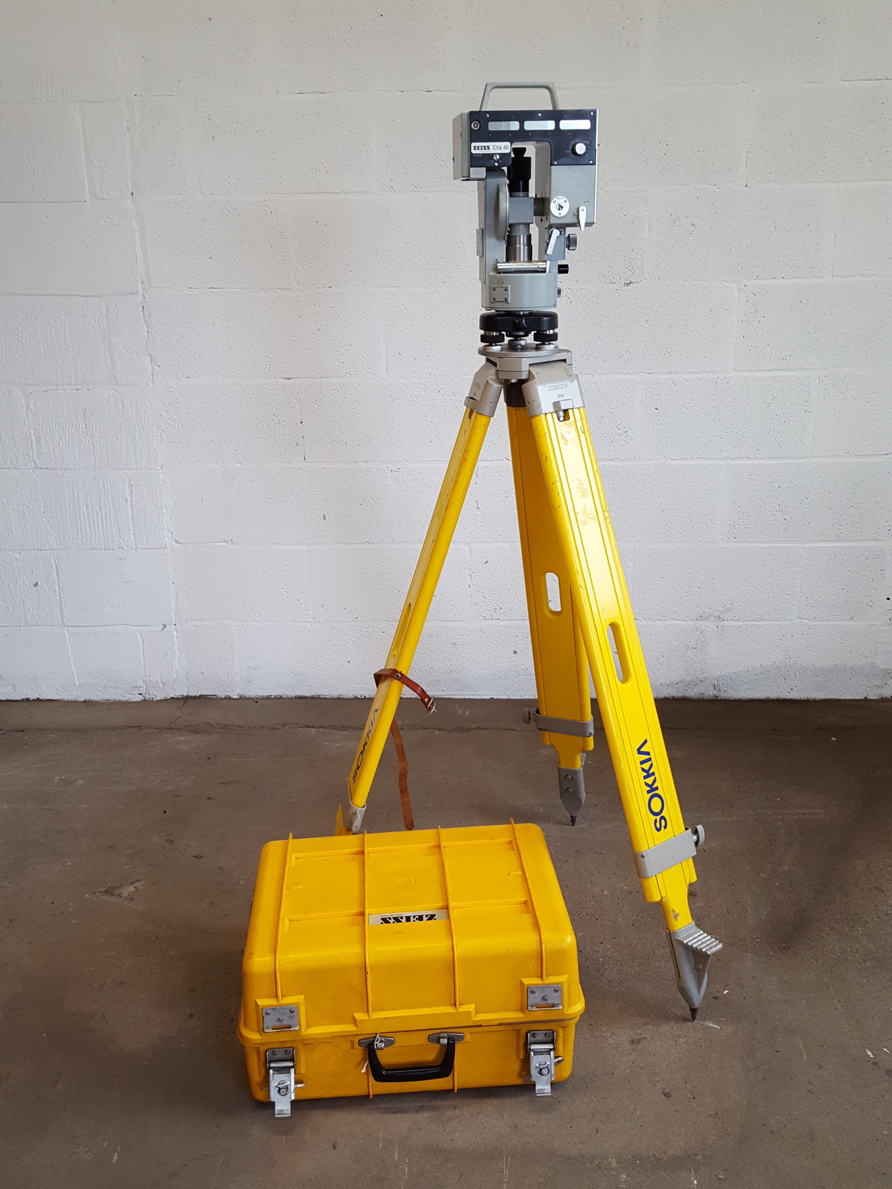 Image of Zeiss Elta 46 Total Station with Tripod for Surveying Lab