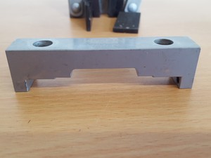 Thumbnail image of Pair of C 60 Deep Groove Quick Grip Chucks 1000kg Tensile Materials Testing Lab