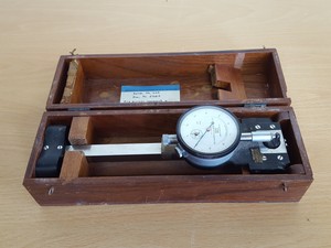 Thumbnail image of Vintage W.H.Mayes & Son John Bull Indicators Ltd Strain 2P Gauge / Gage Lab