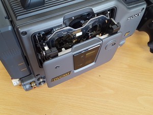 Thumbnail image of SONY DSR-300P Digital Camcorder + Batteries, Charger, Bag 