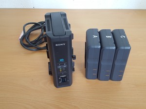 Thumbnail image of SONY DSR-300P Digital Camcorder + Batteries, Charger, Bag 