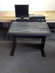 Thumbnail image of Mackie 24x8x2, 8-Bus Audio Mixing Console 24 Channel Sound Desk & Accessories