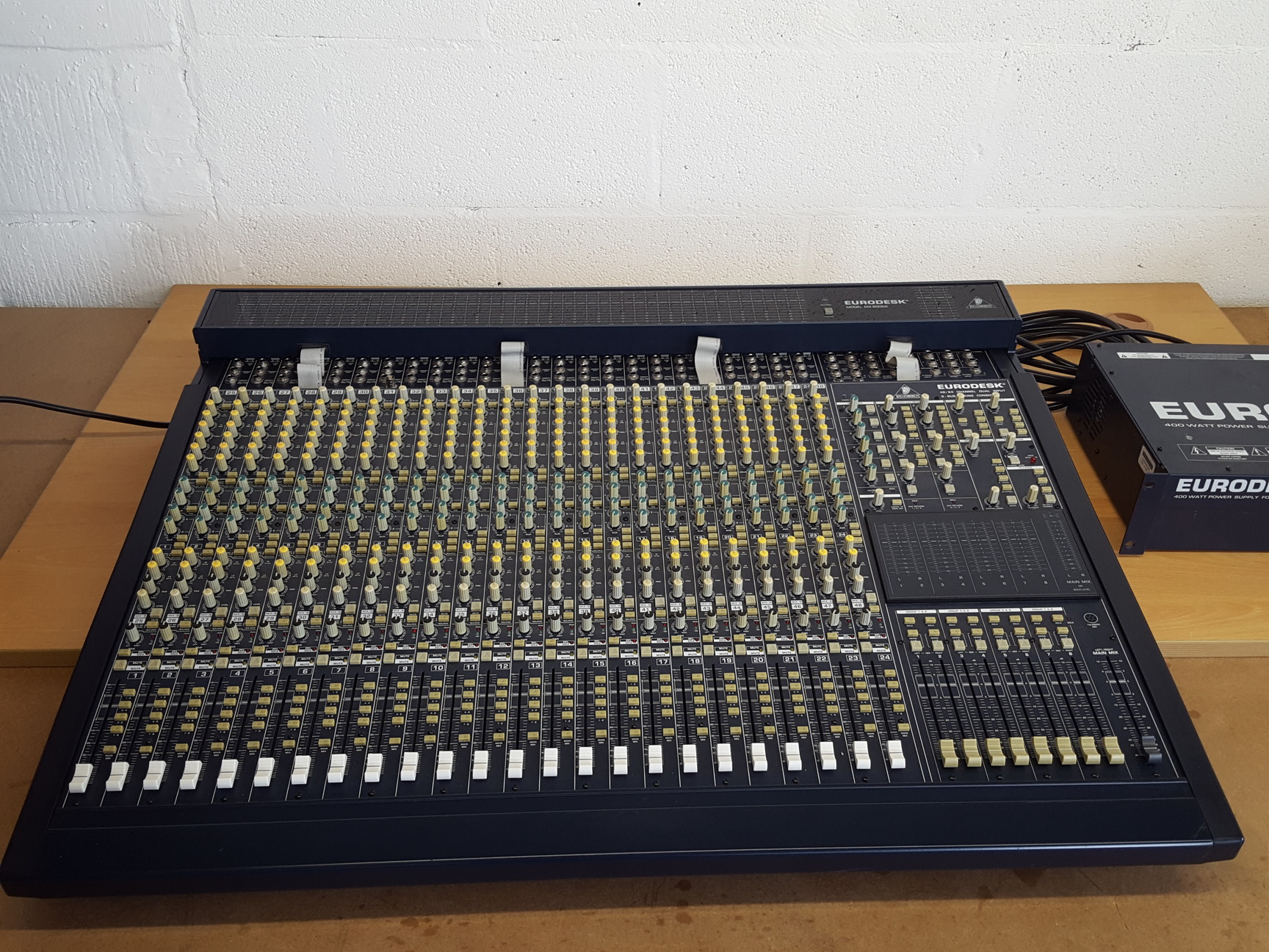 Image of Behringer Eurodesk MX8000A 24 Channel Mixing Desk + Power Supply & Case