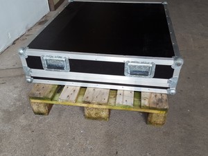 Thumbnail image of Behringer Eurodesk MX8000A 24 Channel Mixing Desk + Power Supply & Case