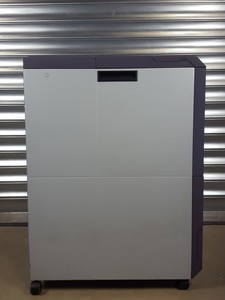Thumbnail image of Domnick Hunter Nitrogen Generator G4510E Lab