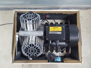 Thumbnail image of Jun-Air 2000 Oil-Less Air Silent Compressor Lab