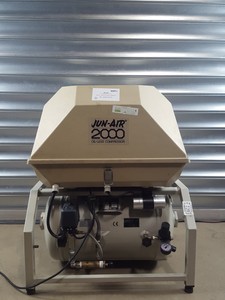 Thumbnail image of Jun-Air 2000 Oil-Less Air Silent Compressor Lab