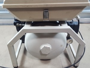 Thumbnail image of Jun-Air 2000 Oil-Less Air Silent Compressor Lab