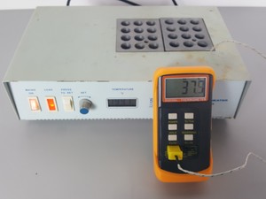 Thumbnail image of Stuart Scientific Test Tube Dry Block Heater SHT 2D Lab