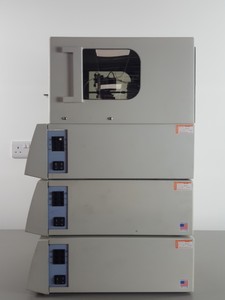 Thumbnail image of Perkin Elmer Series 200 HPLC System - Pumps, Autosampler, Mixer & Manuals Lab