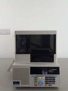 Thumbnail image of Perkin Elmer Series 200 HPLC System - Pumps, Autosampler, Mixer & Manuals Lab
