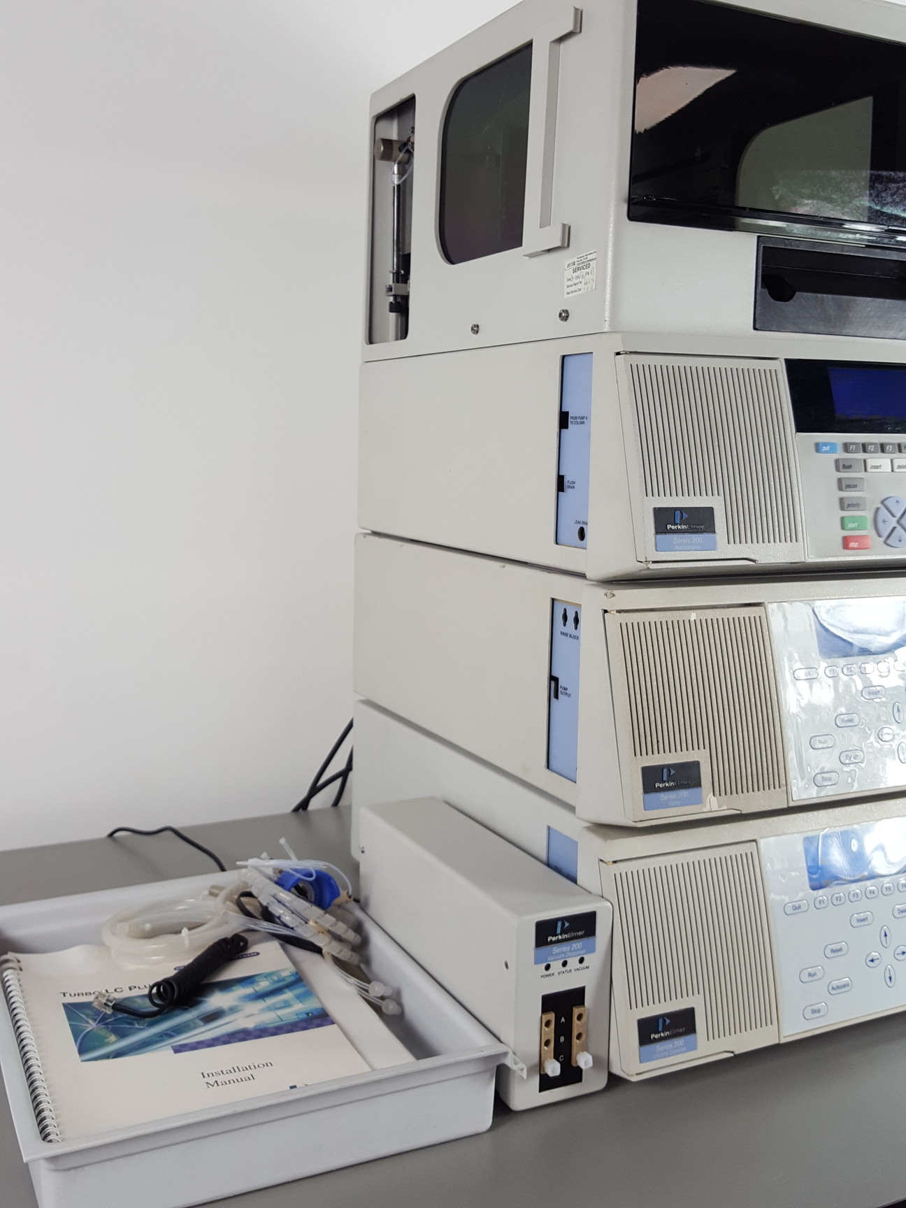 Image of Perkin Elmer 200 Series HPLC System - UV/VIS Detector, Pump, AutoSampler Lab